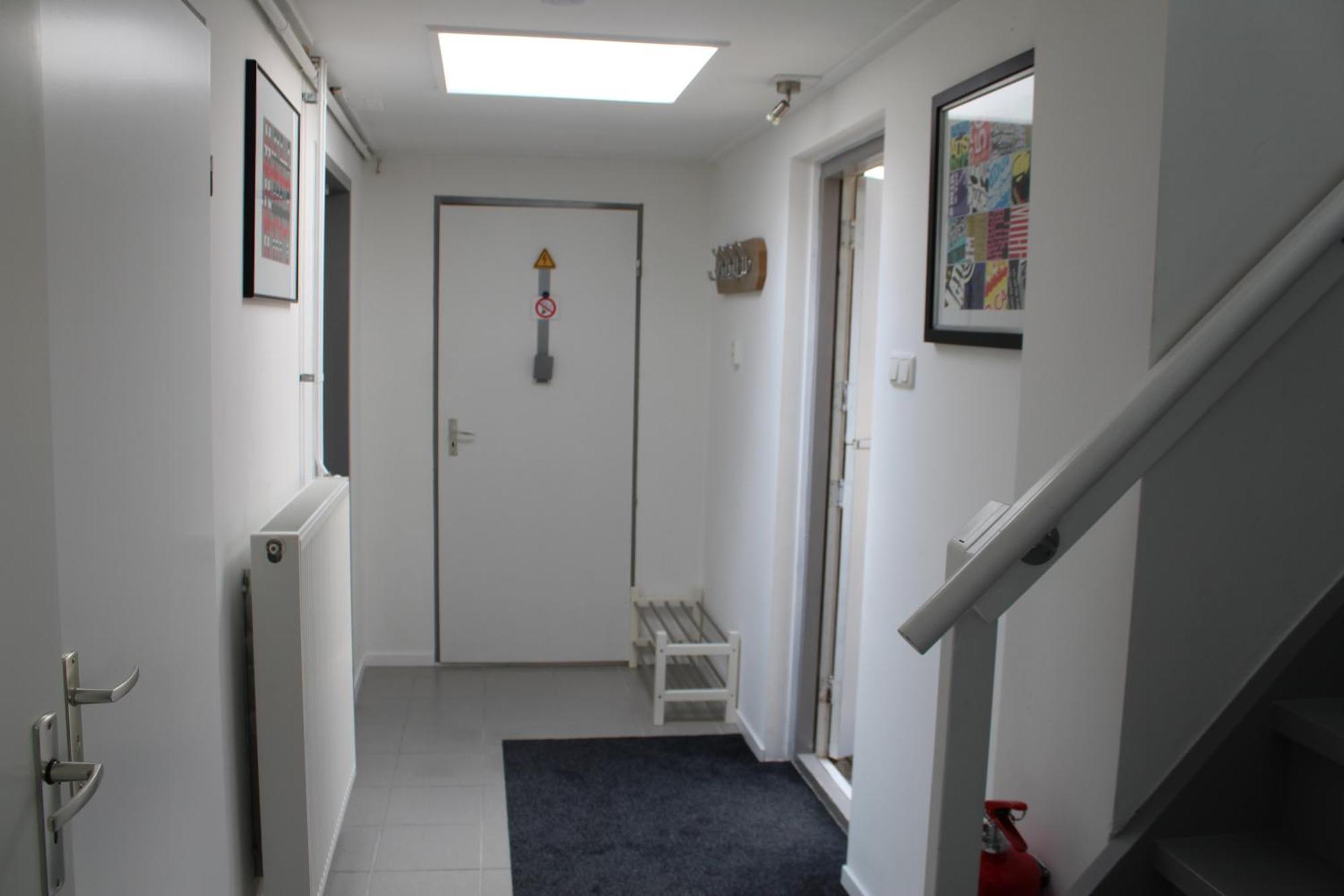 Vrijstaande Ruime Familiewoning Landelijk Gelegen Lewedorp Exterior foto