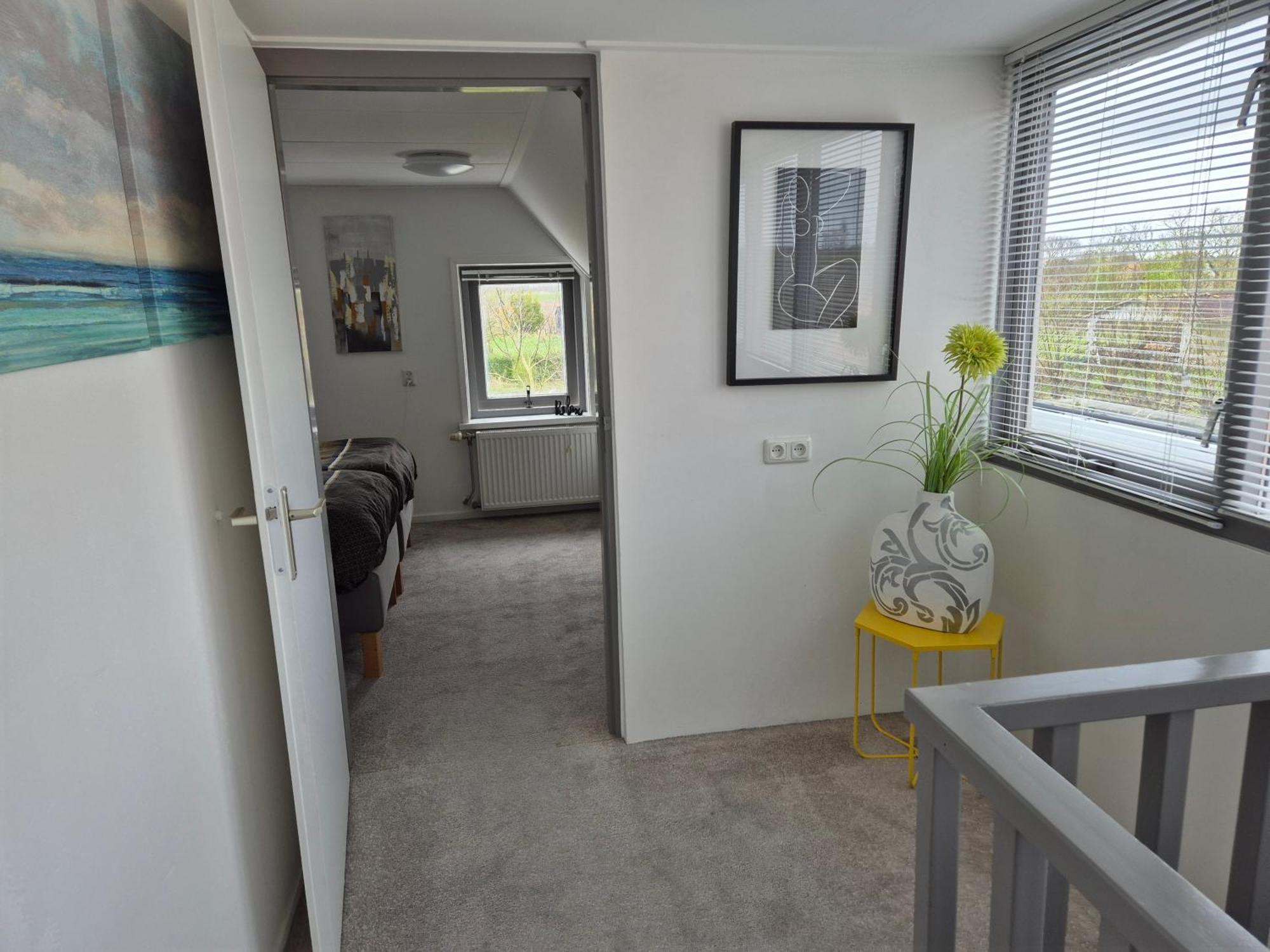 Vrijstaande Ruime Familiewoning Landelijk Gelegen Lewedorp Exterior foto