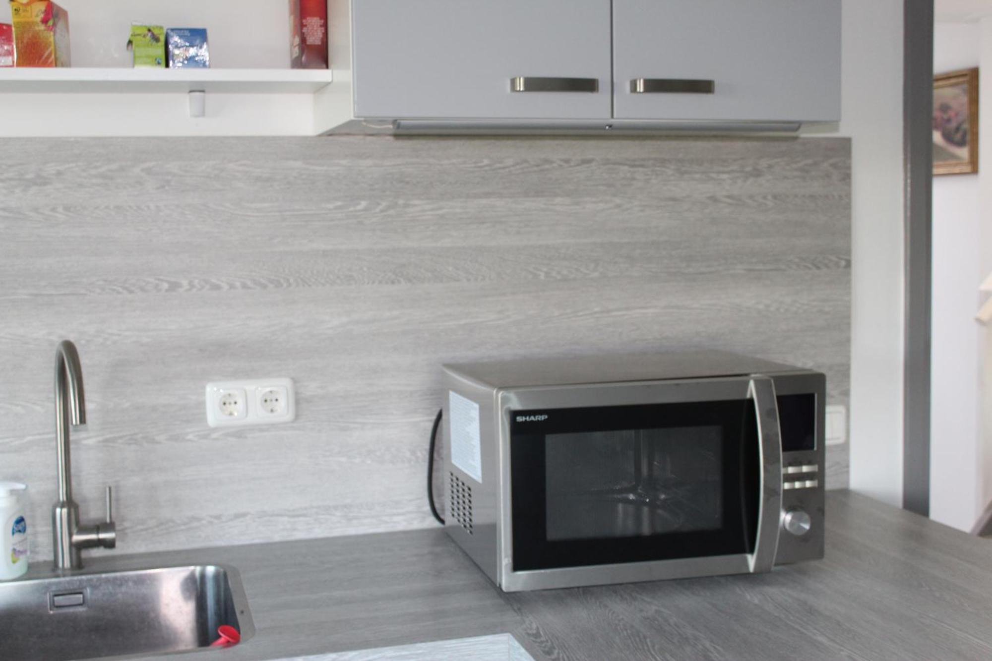 Vrijstaande Ruime Familiewoning Landelijk Gelegen Lewedorp Exterior foto